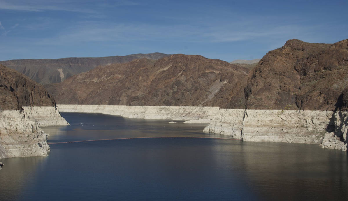 Redused filling of Lake Mead/Hoover Dam on Colorado River due to drought. Photo: Tor Haakon Bakken