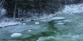 Mer ustabile vintre kan gi mer trøbbel med is i regulerte elver